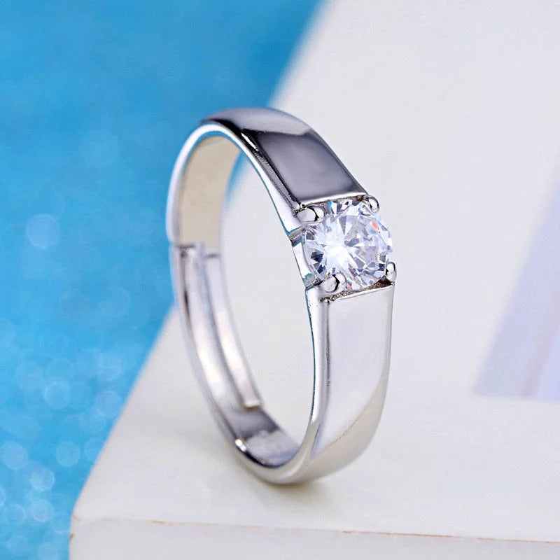 Screw Design Men's Wedding Ring in Titanium (8mm)